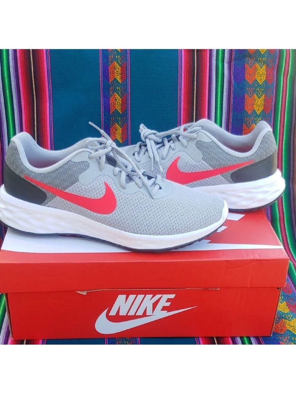 Nike Women's Revolution 6 Gray and Red Athletic Running Shoes size 10.5 NWT - Picture 3 of 17